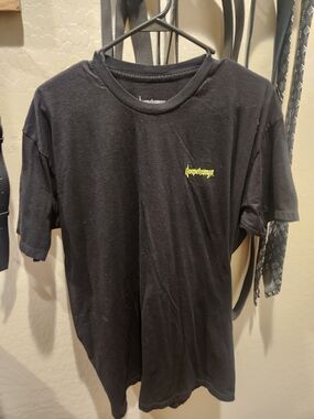 Goosebumps Black Tee with Neon Yellow Logo Large Vintage Schloastic Books